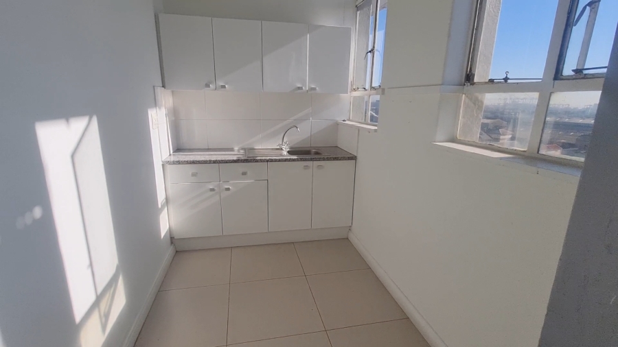 To Let 0 Bedroom Property for Rent in Woodstock Western Cape